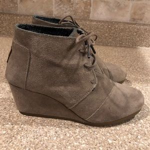 Toms Desert Taupe Booties